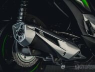 Kawasaki J300 Detalles 4104b