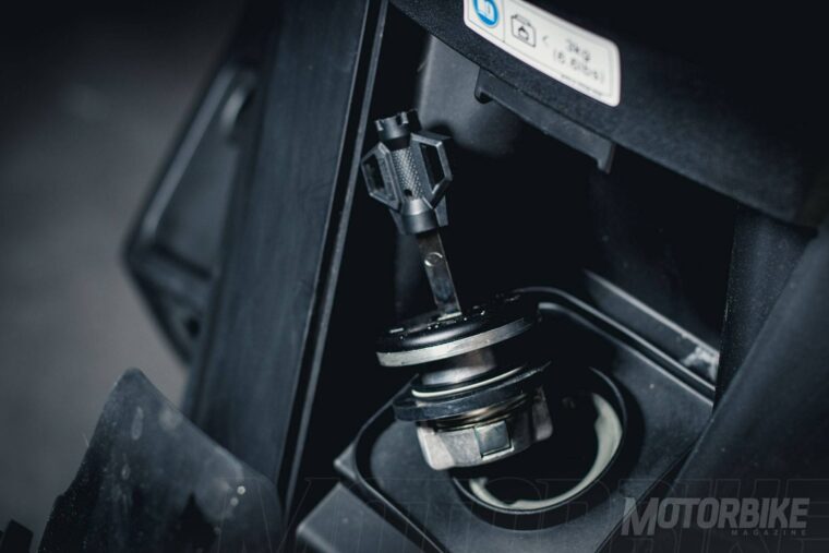 Kawasaki-J300-Detalles-4121