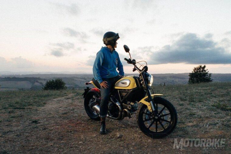 ducati-scrambler-icon-2015-49