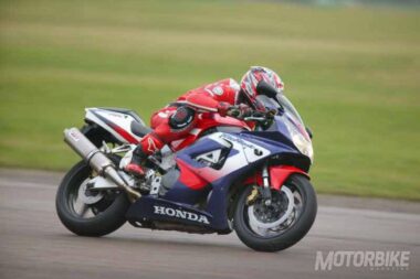 honda-cbr1000rr-2000-3