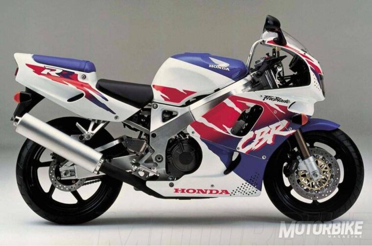 Honda CBR1000RR 2017: 25º aniversario de la Fireblade 4 honda cbr900rr 1994