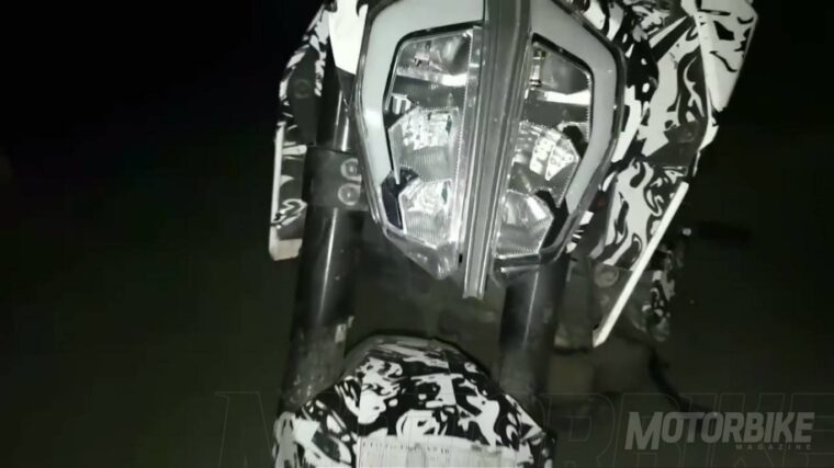 BikeLeaks. KTM 390 Duke 2017: Vídeo espía 2 ktm 390 duke 2017 espia 30