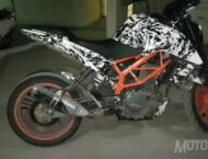 BikeLeaks. KTM 390 Duke 2017: Vídeo espía 8 ktm 390 duke 2017 espia 31