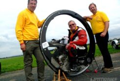 record moto monociclo 18