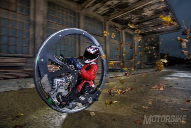 record-moto-monociclo-22