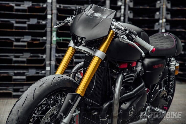 triumph-thruxton-bulldog-22