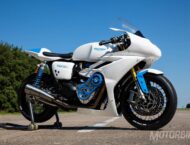 triumph thruxton white bike 14