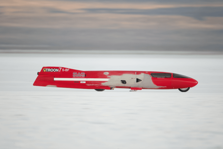 valerie-thompson-streamliner