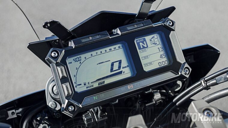 yamaha-tracer-900-2016-42