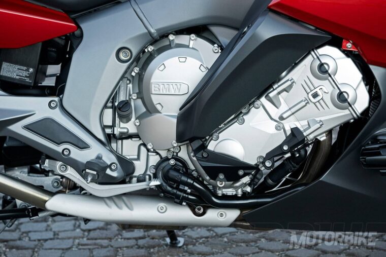 bmw-k-1600-gt-2017-detalles-013
