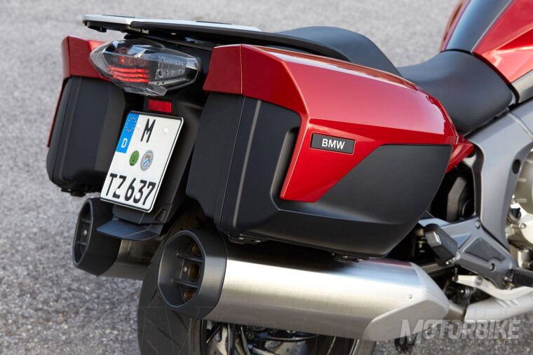 bmw-k-1600-gt-2017-detalles-015