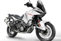 Best 5. Las mejores motos trail 2017 21 ktm 1290 super adventure t 2017 05