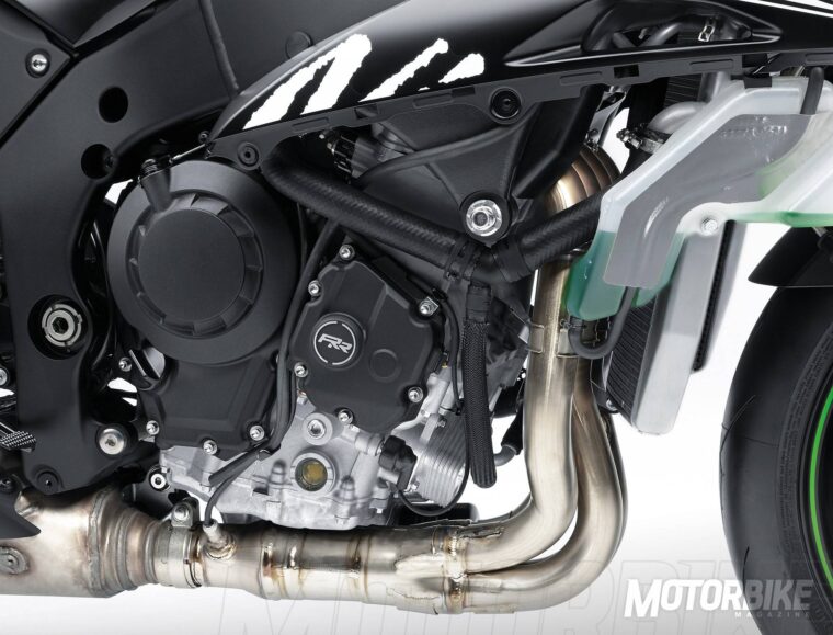 kawasaki-zx-10rr-2017-detalles-004