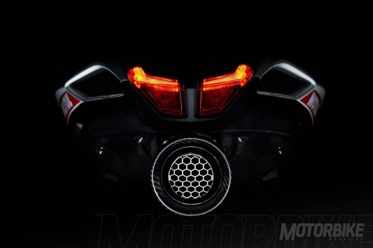 mv-agusta-f4-rc-2017-detalles-008