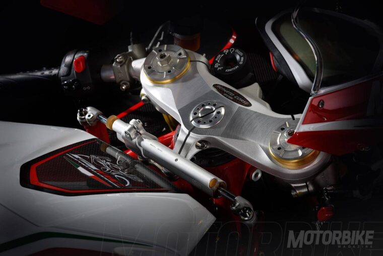 mv-agusta-f4-rc-2017-detalles-010