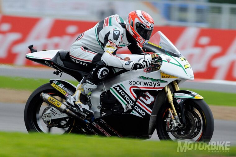 subasta-moto2-2010-motobi-simone-corsi-002