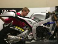 ¡A subasta!: Moto2 MotoBI TSR del mundial 2010 10 subasta moto2 2010 motobi simone corsi 006