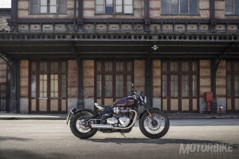 triumph-bobber-2017-002