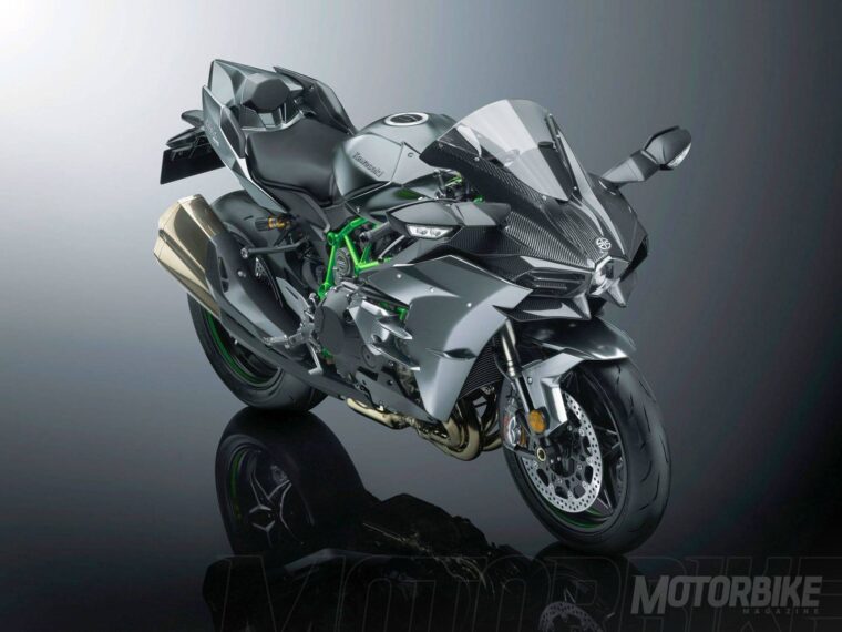 kawasaki-ninja-h2-carbon-2017-007