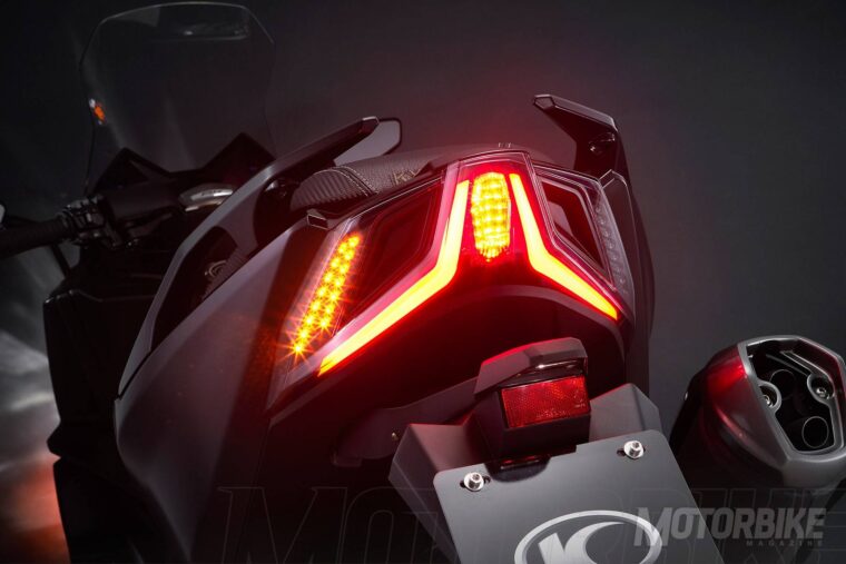 kymco-ak-550-2017-detalles-01