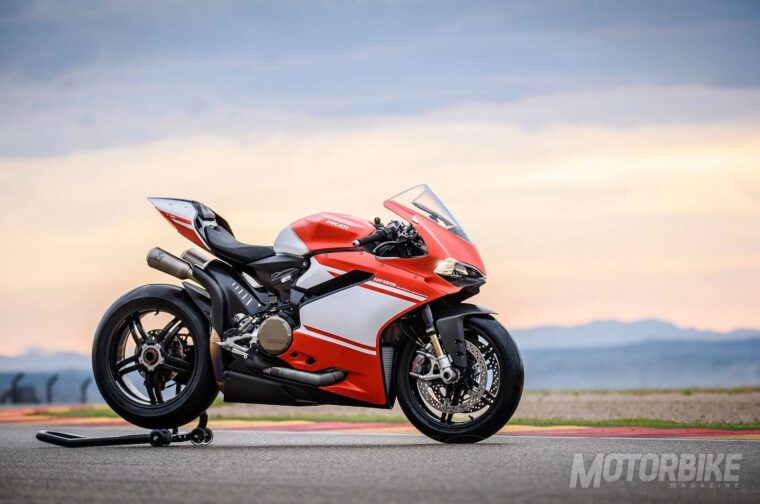 Best 5. Las mejores motos superdeportivas de 2017 17 ducati 1299 superleggera 2017 64