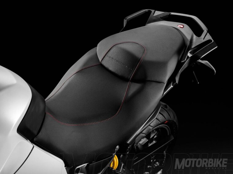 ducati-multistrada-950-2017_08
