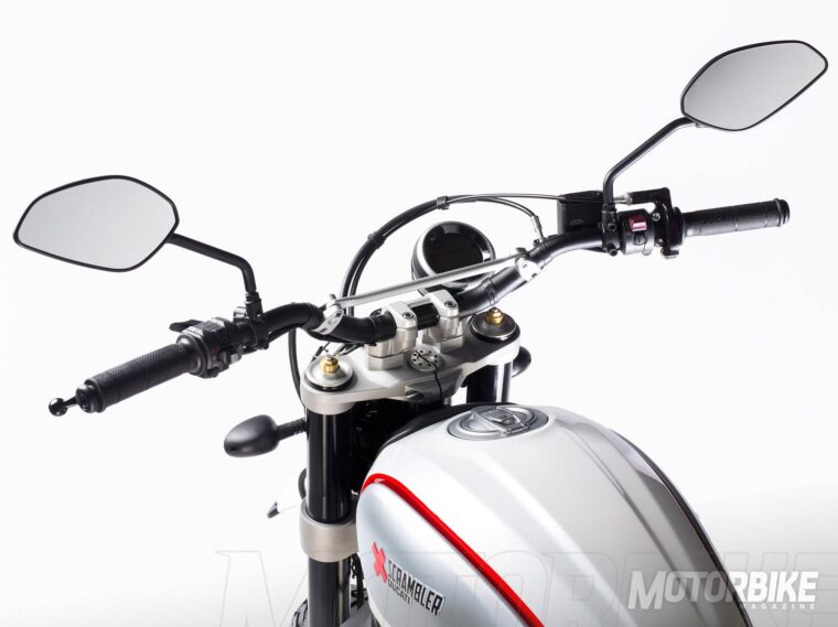 ducati-scrambler-desert-sled-2017_014