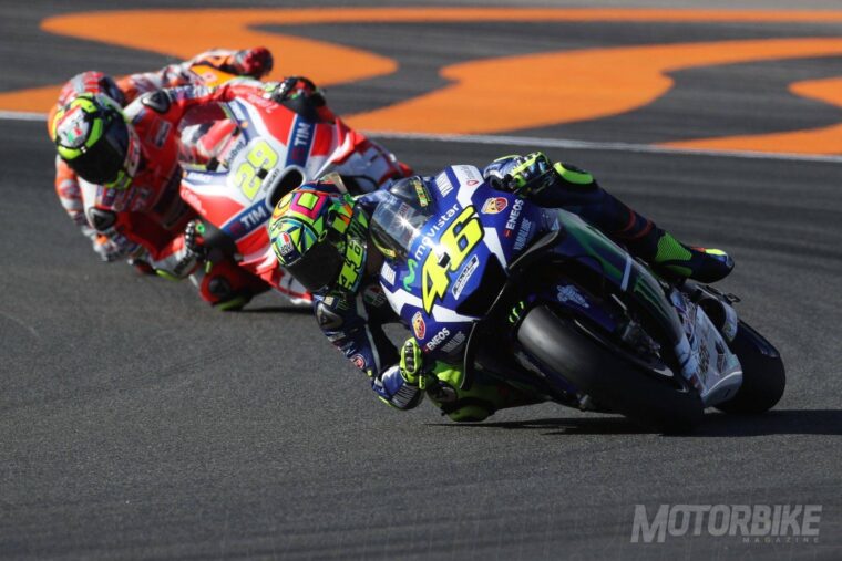 valentino-rossi-motogp-valencia-2016-carrera_02