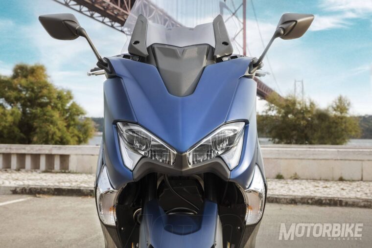 yamaha-tmax-dx-2017-12