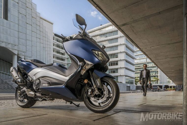 yamaha-tmax-dx-2017-44