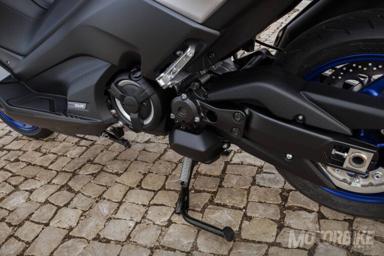 yamaha-tmax-sx-2017-23