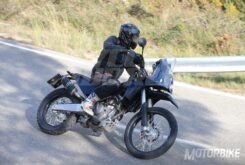 BikeLeaks. KTM 390 Adventure 2018: Primeras fotos espía 8 ktm 390 adventure fotos espia 05