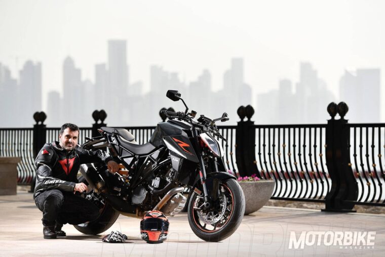 prueba-ktm-1290-super-duke-r-2017-01