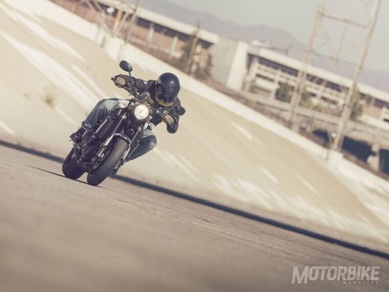 yamaha-xsr900-2017-01