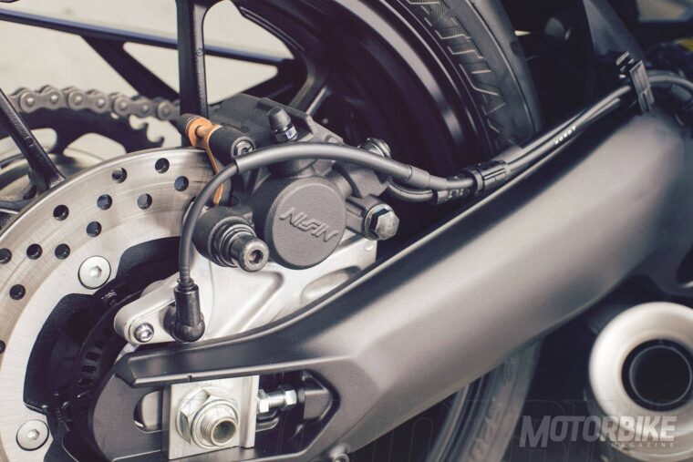 yamaha-xsr900-2017-10