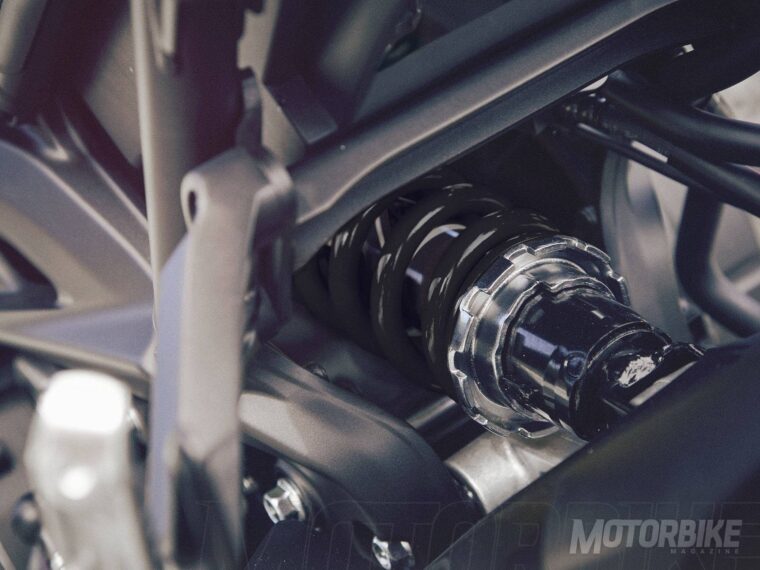 yamaha-xsr900-2017-11