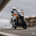 Prueba. KTM 1290 Super Adventure S 2017: Raza Aventura 2 Prueba KTM 1090 Adventure 2017: Más madera