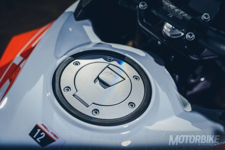 KTM-1290-Super-Adventure-S-2017-029