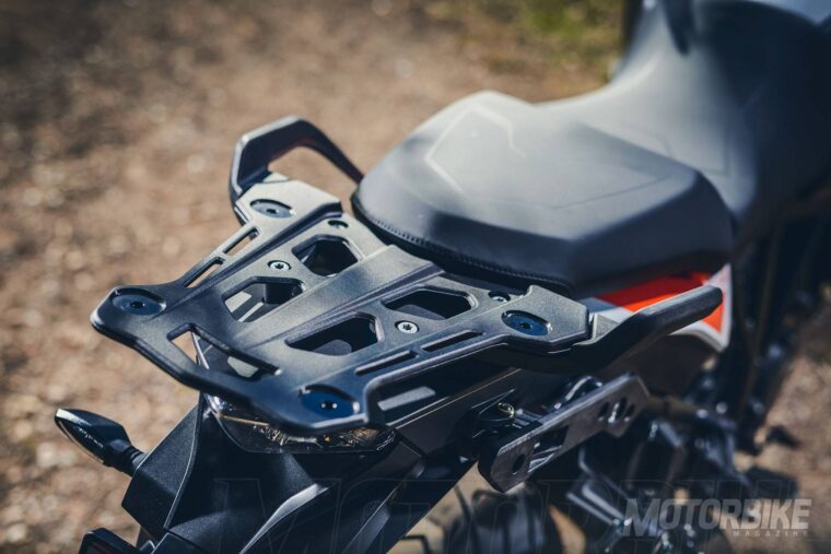 KTM-1290-Super-Adventure-S-2017-030