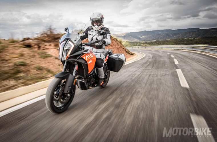 KTM-1290-Super-Adventure-S-2017-prueba-28