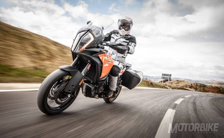 KTM-1290-Super-Adventure-S-2017-prueba-35