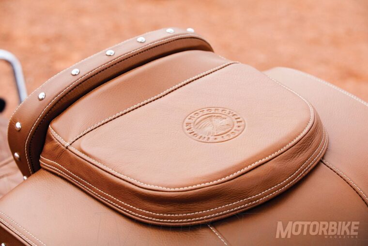 Indian-Roadmaster-Classic-2017-26