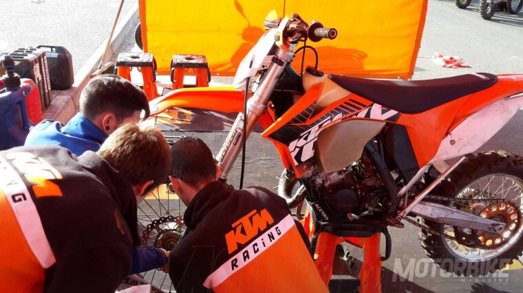 KTM-Family&Friends-02