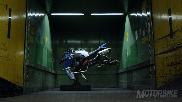 Lego-Technic-BMW-Hover-Ride-R-1200-GS-Concept-01