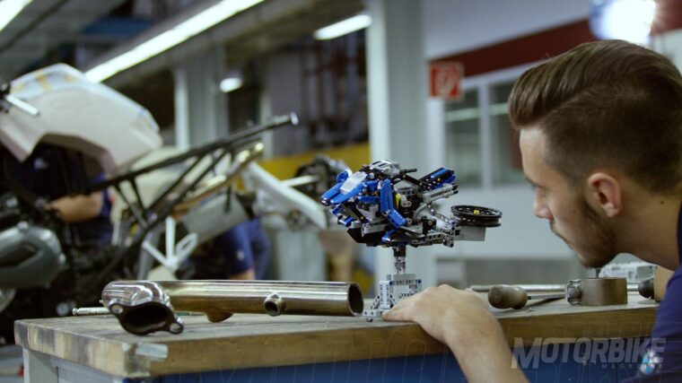 Lego-Technic-BMW-Hover-Ride-R-1200-GS-Concept-02