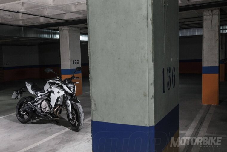 CFMoto-650NK-2017-prueba-MBK-05