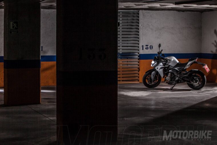 CFMoto-650NK-2017-prueba-MBK-27