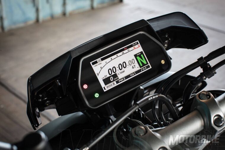 Yamaha-MT-10-SP-2017-detalles-30