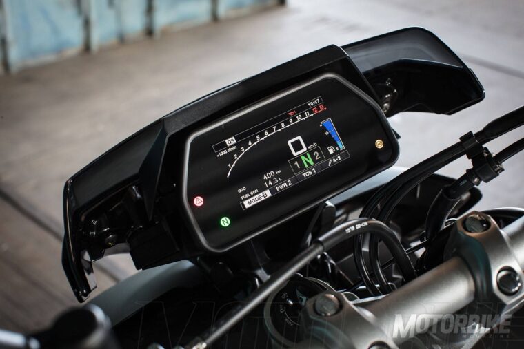 Prueba Yamaha MT-10 SP 2017 32 Yamaha MT 10 SP 2017 detalles 31