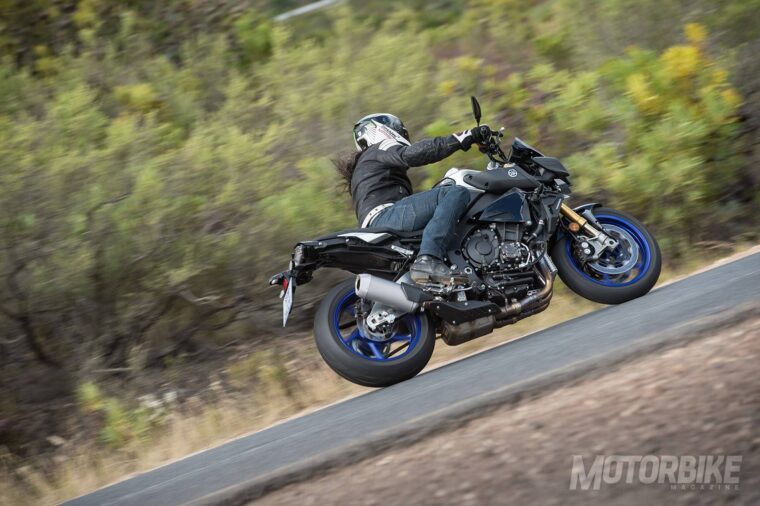 Yamaha-MT-10-SP-2017-prueba-009